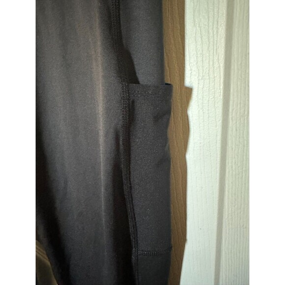 NWT adidas women pantalon 7/8 highrise tight Period Proof size M - Picture 2 of 8